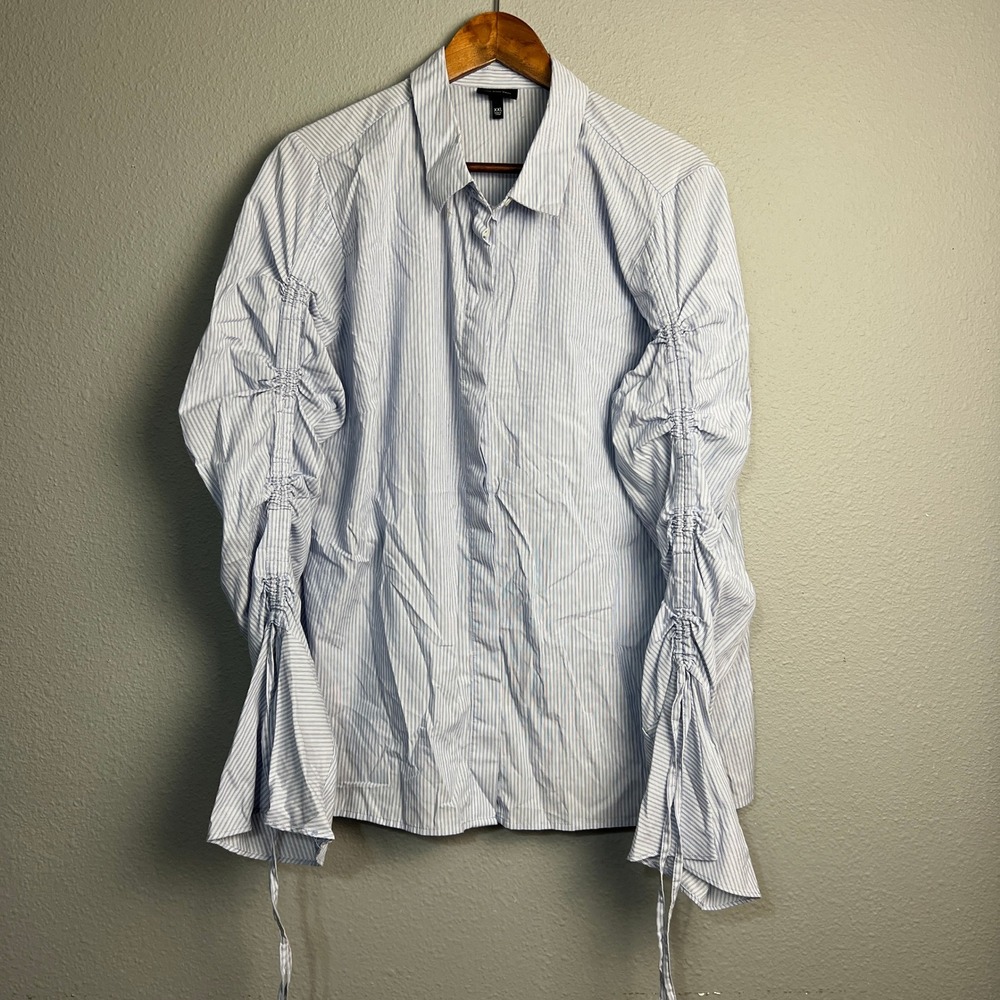 Who What Wear White and Light Blue Striped Ruched-Sleeve Button Down Shirt